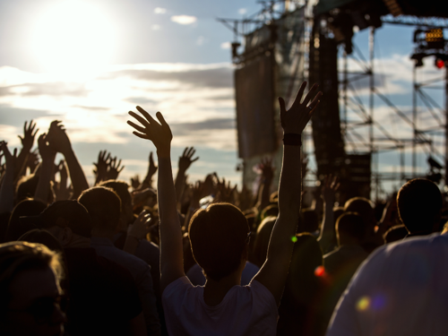 Hôtels-Gouverneur-Trois-Rivières-festival-ete-foule